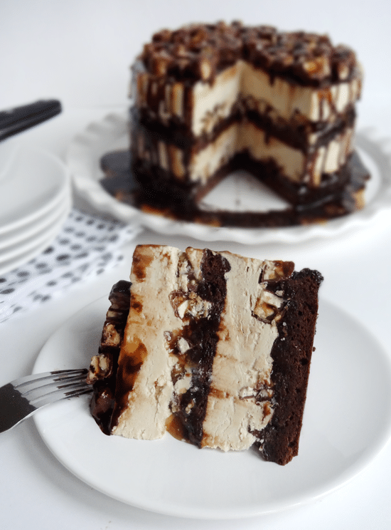How to Make a Sweet Snickers Ice Cream Cake