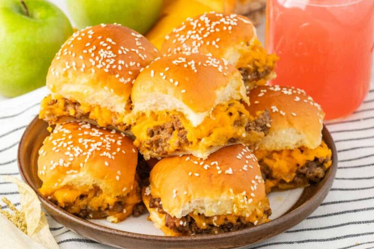 Mini Cheeseburgers How to Make Easy Sliders