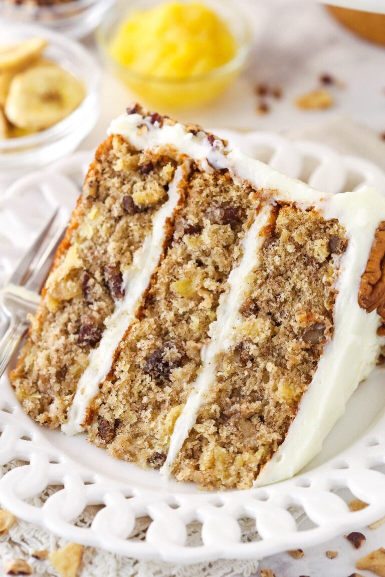 Tiny Cake Magic How to Make Hummingbird Cake