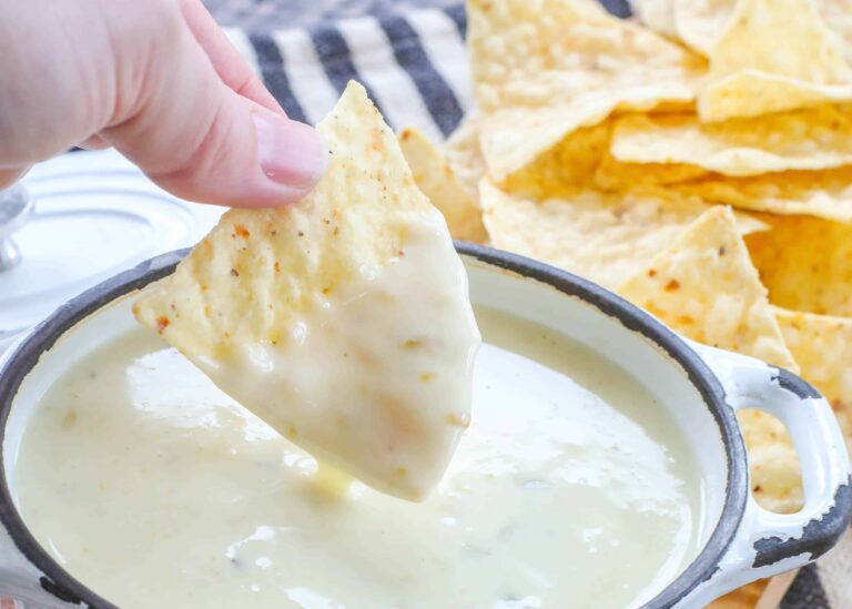 Creamy White Cheese Dip Recipe