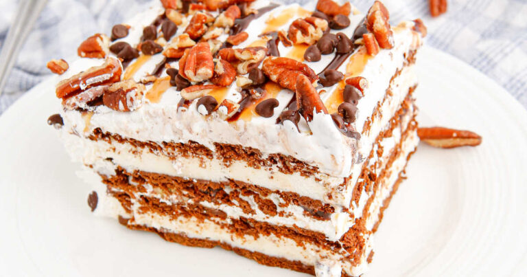 Shell-ebrate with Easy Turtle Ice Cream Cake