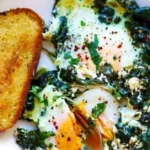 Creamy Spinach with Eggs