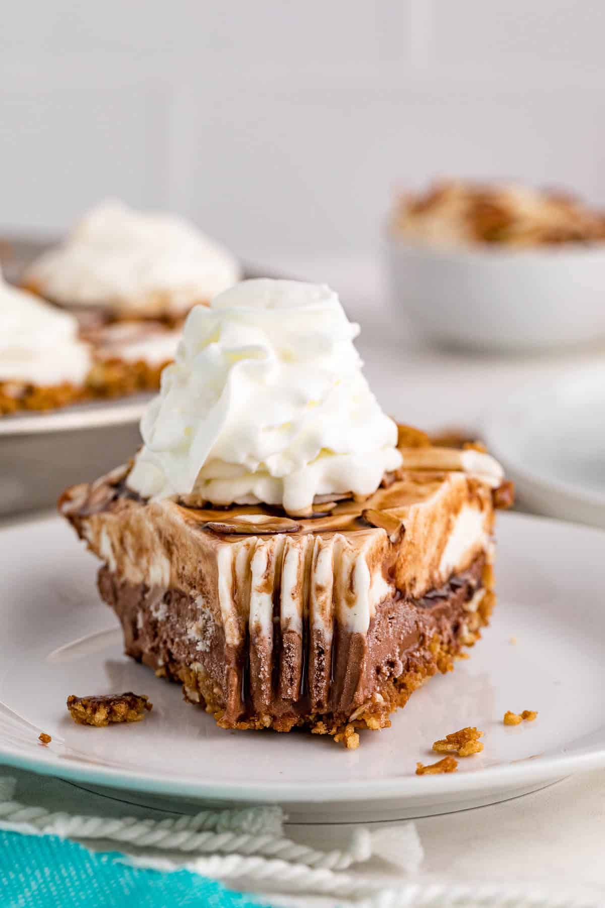 Easy Frozen Dessert Pie Recipe