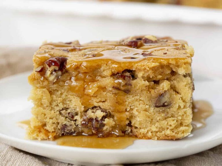 How to Bake a Sweet Maple Pecan Treat